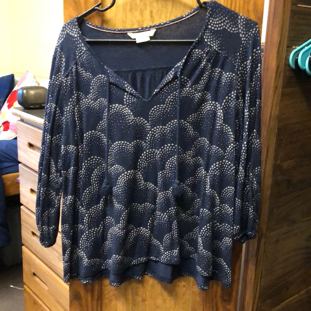 A super cute blue blouse